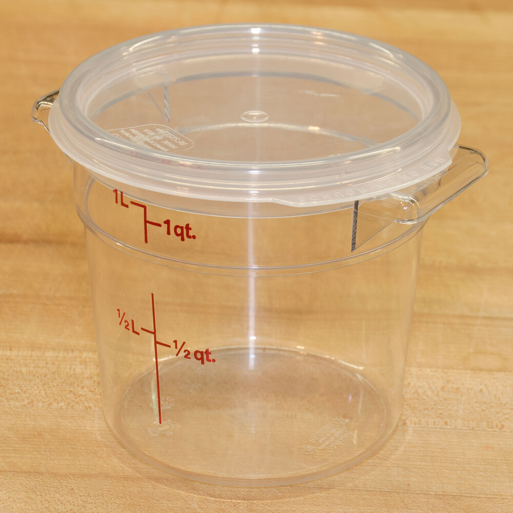 Cambro RFSCW1135 Camwear 1 Qt. Clear Round Food Storage Container