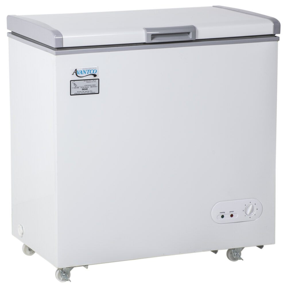 Avantco HF5 5.2 Cu. Ft. Commercial Chest Freezer