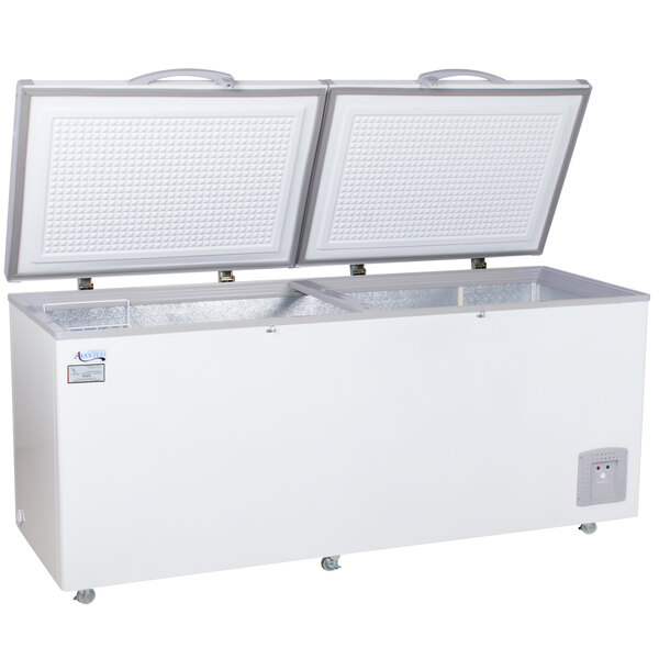 Avantco HF20 20 Cu. Ft. Commercial Chest Freezer 2 Door