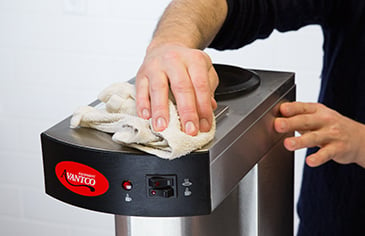 how to clean a coffee maker