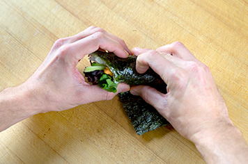 how to roll temaki