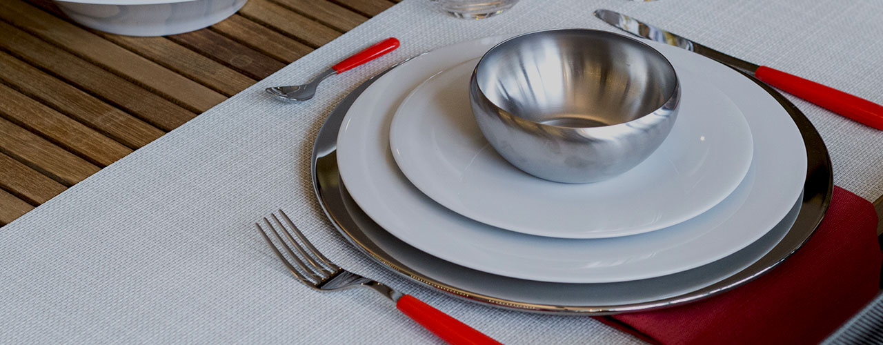 What Are The Plates That Go Under Plates Called