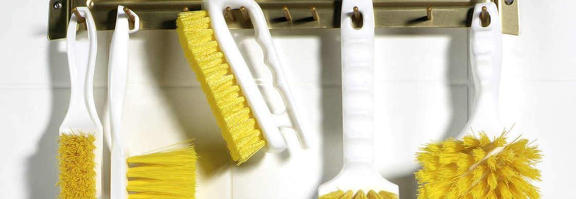 Types of Pot and Pan Scrub Brushes