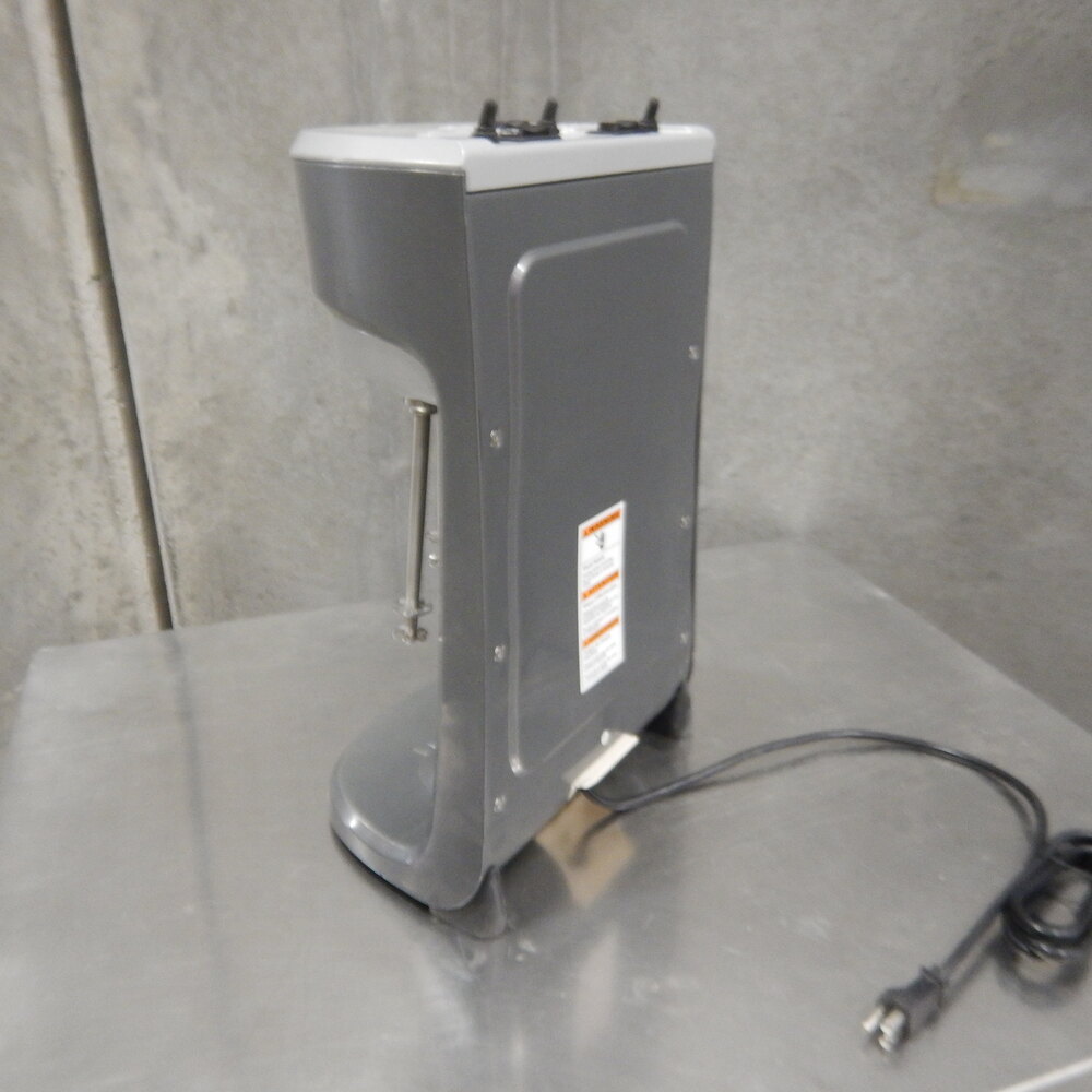 Scratch and Dent Hamilton Beach HMD400 Triple Spindle Drink Mixer 120V