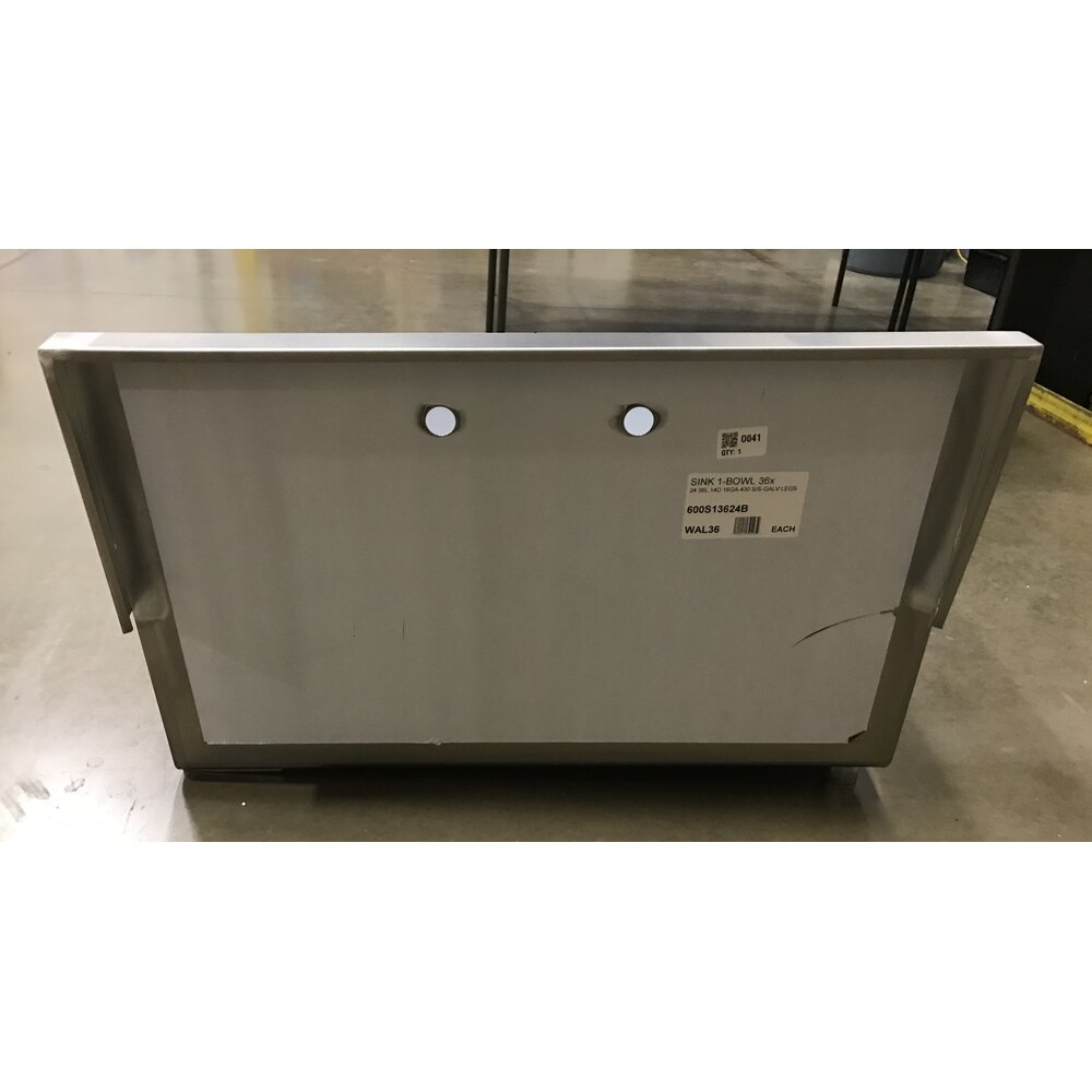 Scratch and Dent Regency 36" 16Gauge Stainless Steel One Compartment