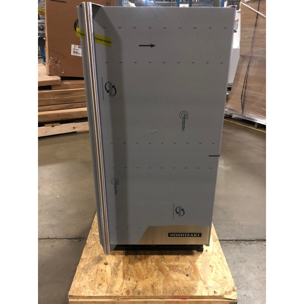 Scratch and Dent Hoshizaki C80BAJAD 14 7/8" ADA Compliant Air Cooled Undercounter Cubelet Ice