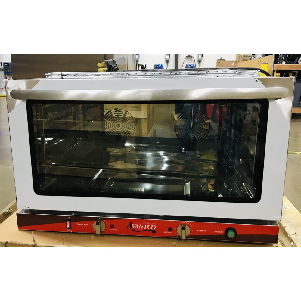 Scratch and Dent Avantco CO46 Full Size Countertop Convection Oven