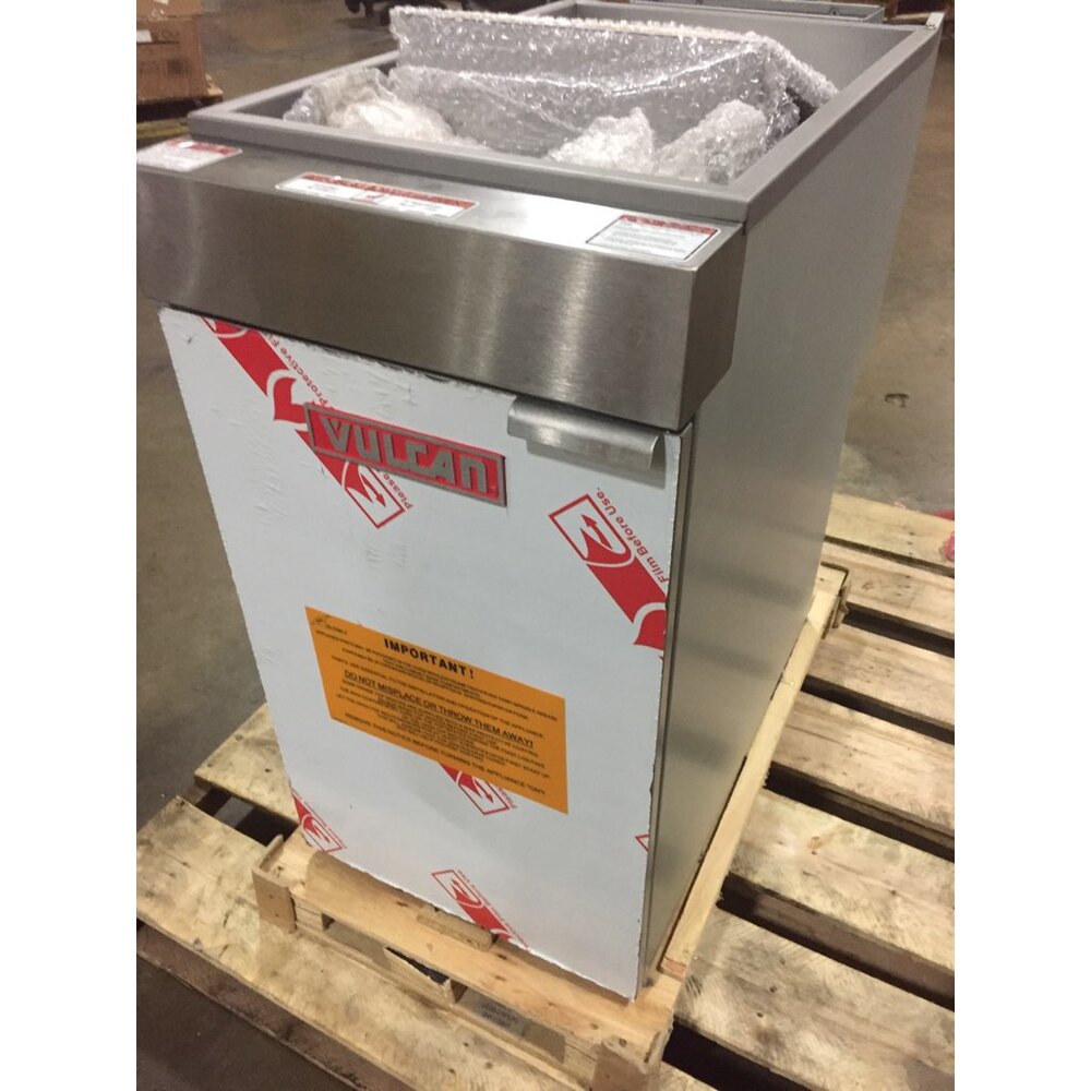 Scratch and Dent Vulcan LG3002 3540 lb. Liquid Propane Floor Fryer
