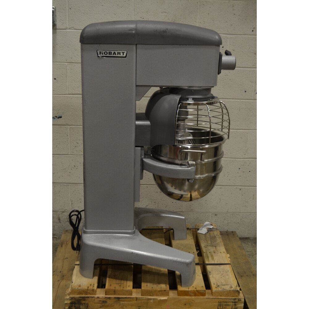 Scratch and Dent Hobart Legacy HL300 30 Qt. Floor Mixer with