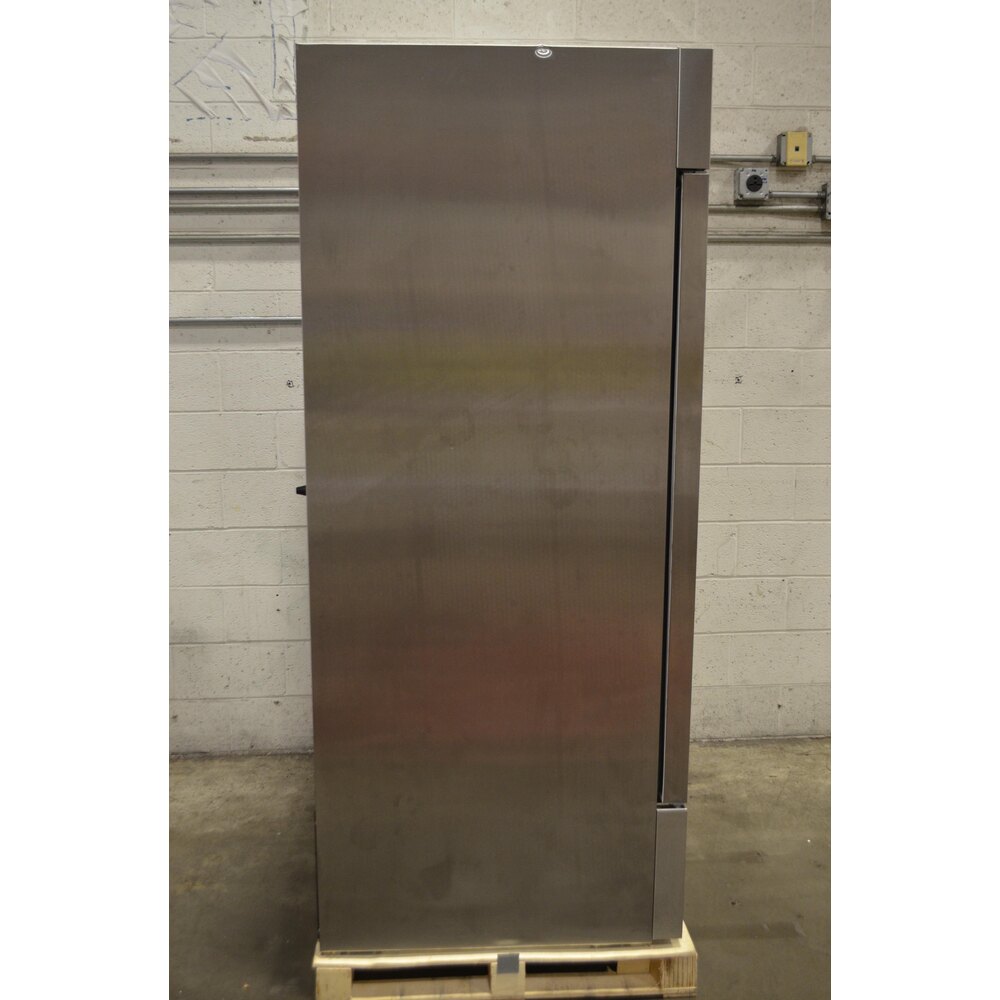 Scratch and Dent Arctic Air AR49 54
