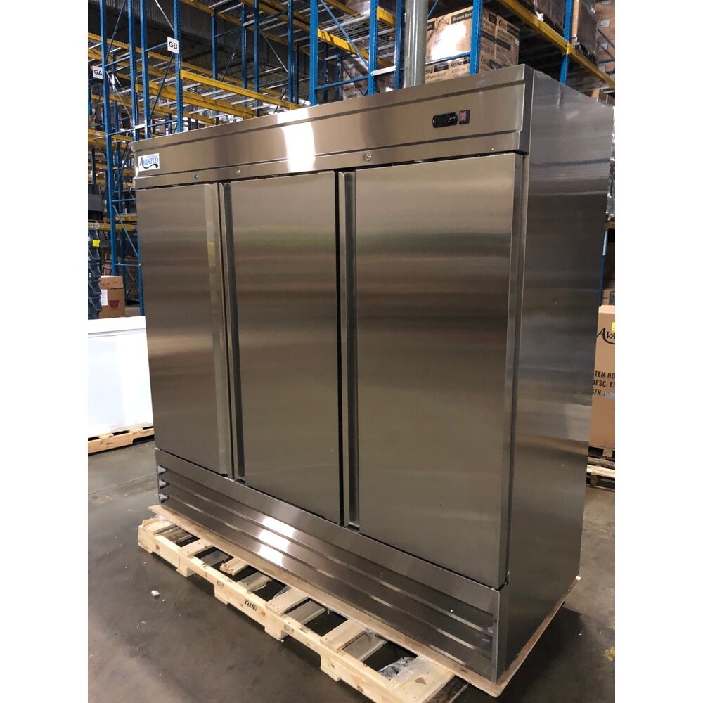 Scratch and Dent Avantco SS3RHC 81" Stainless Steel Solid Door Reach