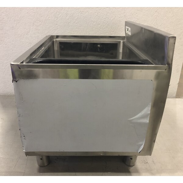 Scratch And Dent Regency 18 X 24 Underbar Ice Bin With 7 Circuit Post