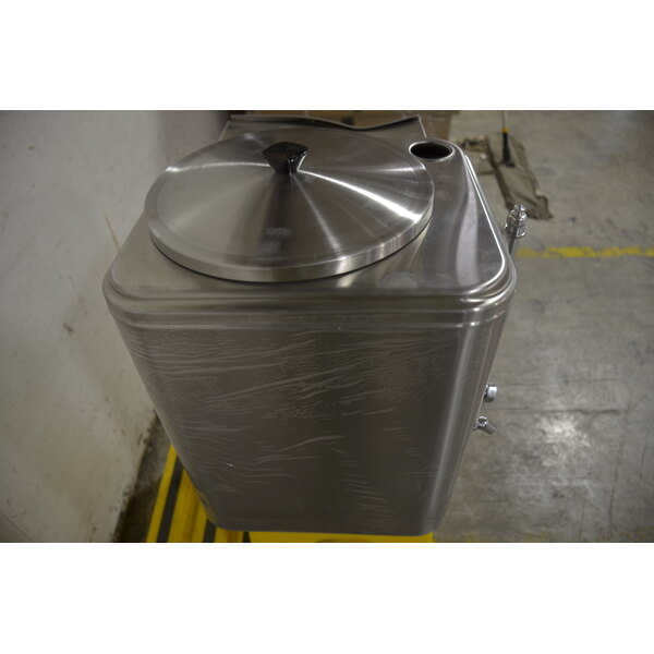Scratch and Dent Cecilware ME10EN 10 Gallon Hot Water Boiler 240V, 1
