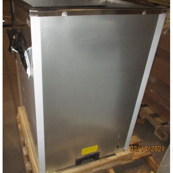 Scratch and Dent Scotsman B530P Ice Storage Bin 536 lb Scratch and Dent Scotsman B530P Ice Storage Bin 536 lb