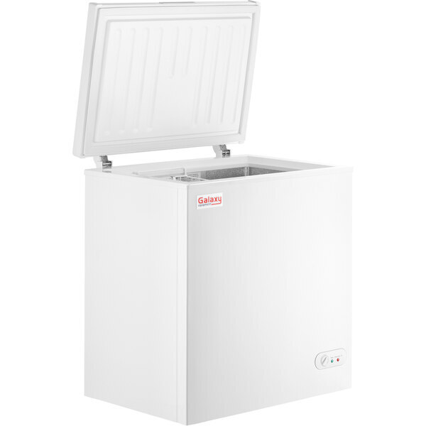 Commercial Chest Freezers - Low Prices at WebstaurantStore