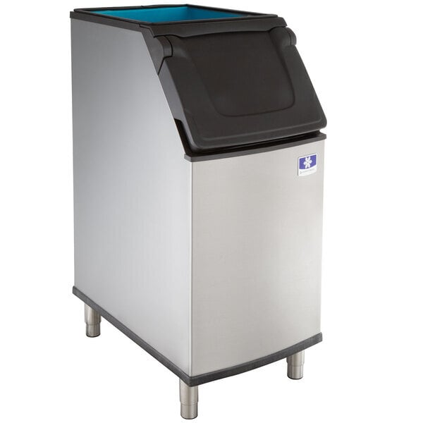 Scratch and Dent Manitowoc D420 Ice Storage Bin - 383 lb.