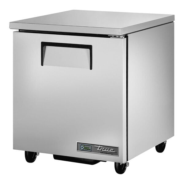 Scratch and Dent True TUC-27-HC 27 5/8" Undercounter Refrigerator