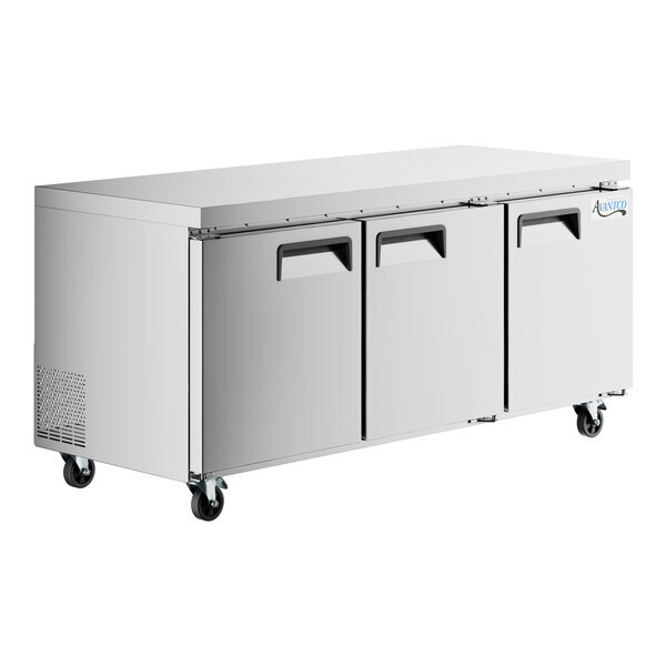 Scratch and Dent Avantco AU-72R 72" Undercounter Refrigerator