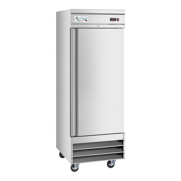 Scratch and Dent Avantco SS-1R-HC 29" Stainless Steel Solid Door Reach-In Refrigerator