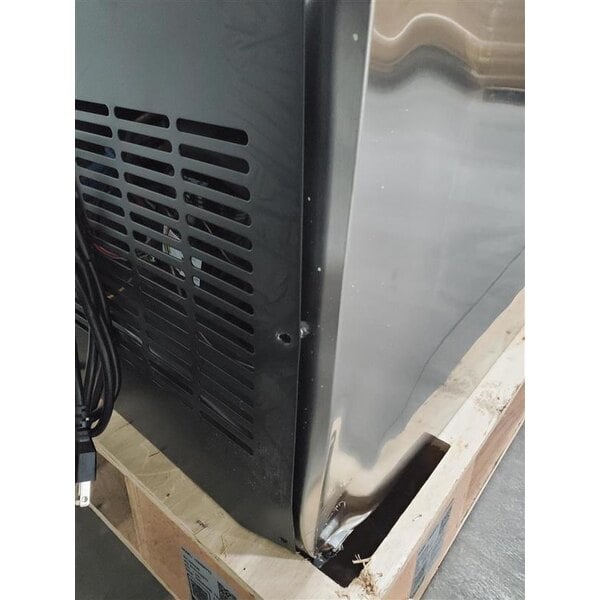 Scratch and Dent Avantco SSPPT-2 68" 2 Door Refrigerated Pizza Prep Table