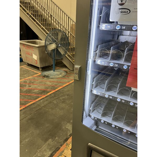 Scratch and Dent Seaga ENV5B 40-Item Refrigerated Vending Machine / Beverage Merchandiser