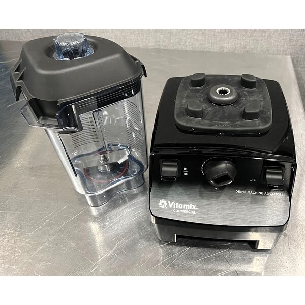 Scratch and Dent Vitamix 62824 Drink Machine Advance 2.3 hp Black Blender with 48 oz. Container - 120V