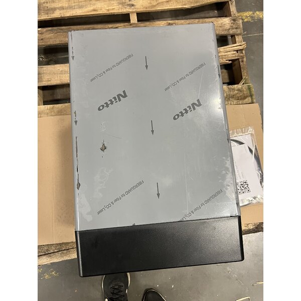 Scratch and Dent Follett 7CI112A-IW-CL-ST-00 Champion 7 Series Air Cooled Chewblet Countertop Ice Maker and Water Dispenser with 7 lb. Bin and Filter - 115V, 100 lb.