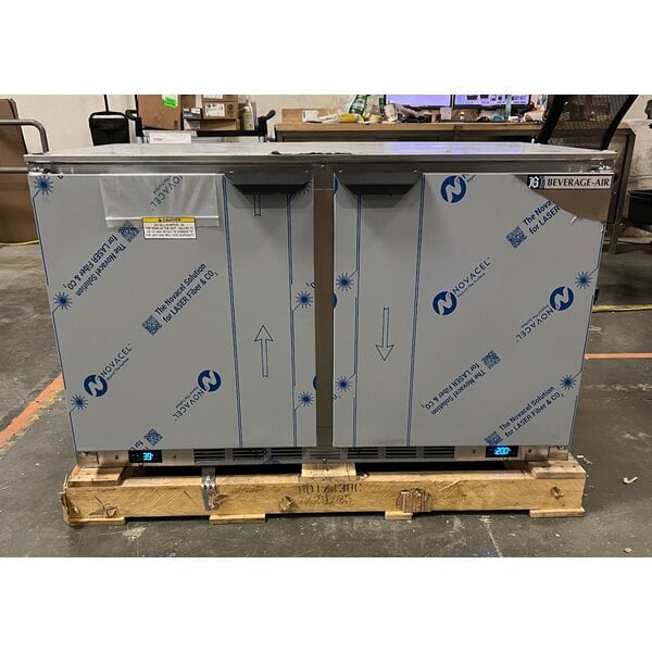 Scratch and Dent Beverage-Air UCRF48AHC-1-SA-B-23 48" Low Profile Dual Temp Undercounter Refrigerator / Freezer