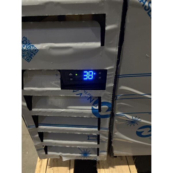 Scratch and Dent Beverage-Air DD94HC-1-B-144 (2) Four Tap Kegerator Beer Dispenser - Black, (5) 1/2 Keg Capacity