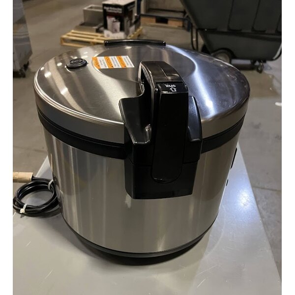 Scratch and Dent Proctor Silex 37560R 60 Cup (30 Cup Raw) Electric Rice Cooker / Warmer - 120V