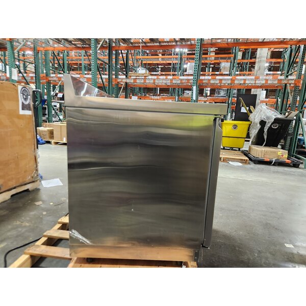 Scratch and Dent Avantco ZWT-36R-WMS 36" VersaHub WiFi-Enabled Front Breathing Worktop Refrigerator with 3 1/2" Backsplash