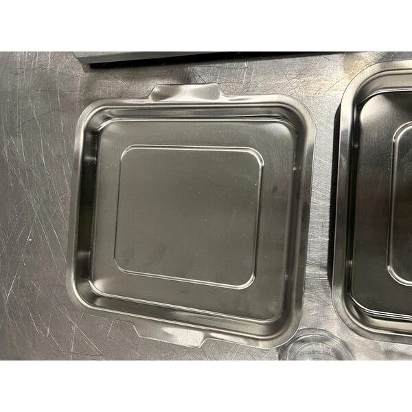 Scratch and Dent Waring WW250X2 Non-Stick Double Belgian Waffle Maker - 120V, 2400W