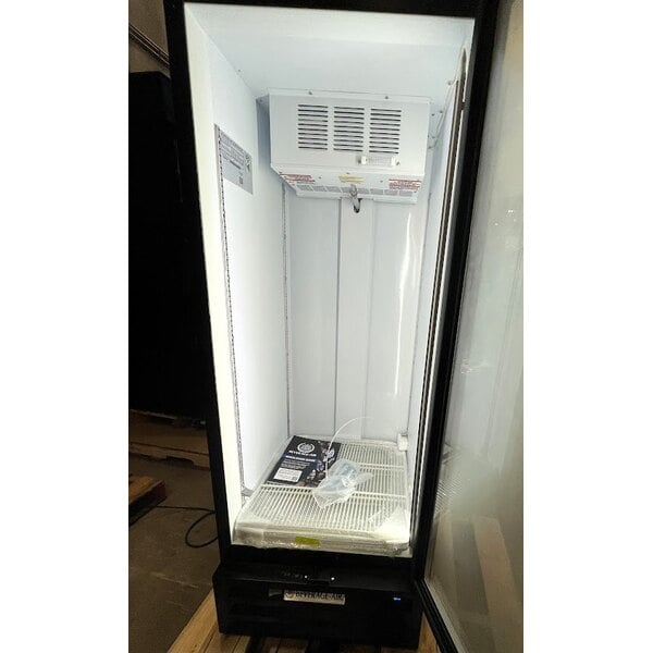 Scratch and Dent Beverage-Air MMF12HC-1-B MarketMax 24" Black Glass Door Merchandiser Freezer - 11.9 Cu. Ft.