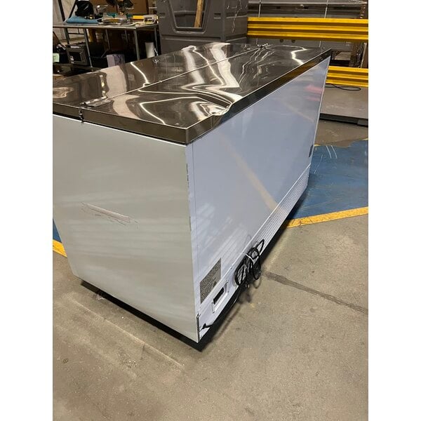 Scratch and Dent Avantco MC58-HC 58" School Milk Cooler