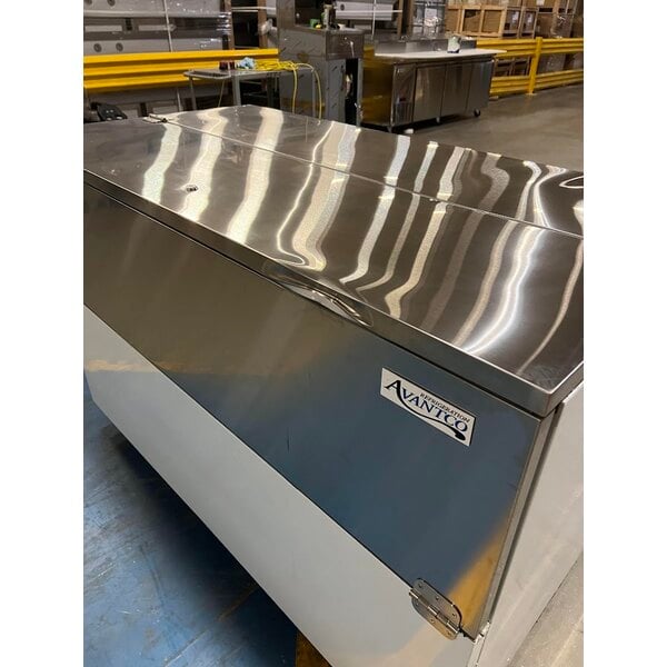 Scratch and Dent Avantco MC58-HC 58" School Milk Cooler