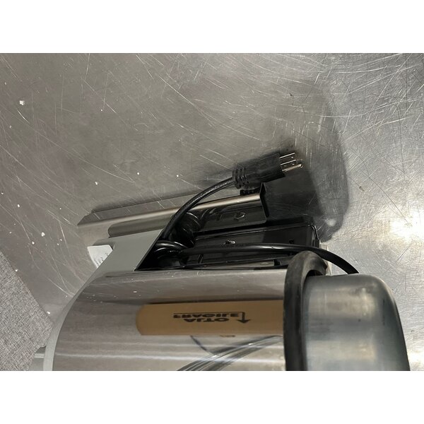 Scratch and Dent Tre Spade BIG-80 Electric Tomato Mill F07600/CSA - 3/4 hp, 430W