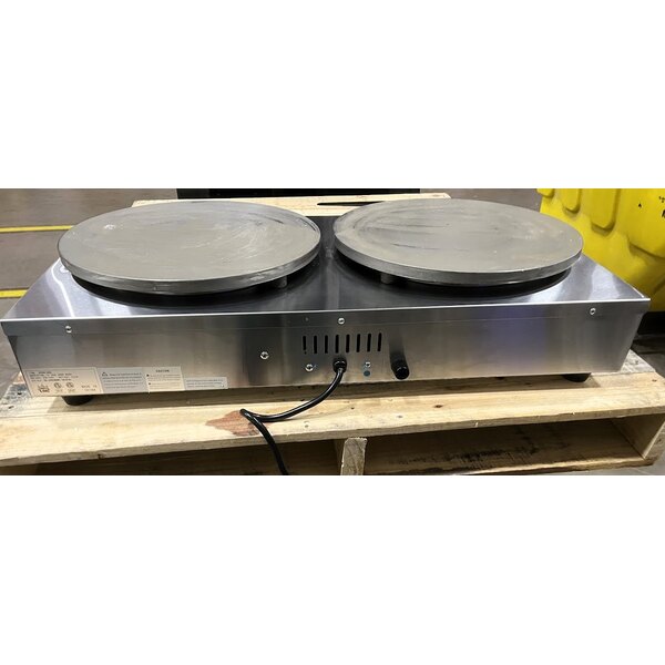 Scratch and Dent Carnival King CM16DBL 16" Dual Steel Crepe Maker - 208/240V