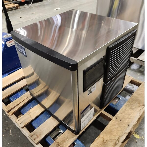 Scratch and Dent Avantco Ice MC-H-422-A 22" Air Cooled Modular Half Cube Ice Machine - 420 lb.