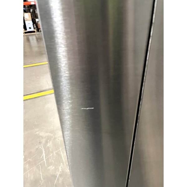 Scratch and Dent Manitowoc CNF0202A 16 1/4" Air Cooled Countertop Nugget Ice Maker / Water Dispenser - 20 lb. Bin with Sensor Dispensing - 120V