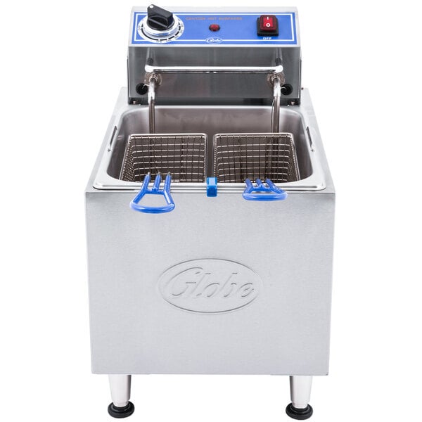 Scratch and Dent Globe PF16E 16 lb. Electric Countertop Fryer