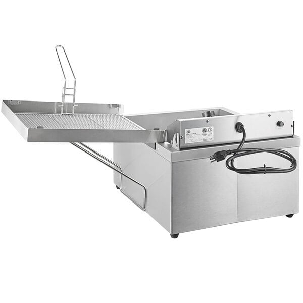 Scratch and Dent Carnival King DFC44001 25 lb. Funnel Cake / Donut Fryer - 240V, 4400W