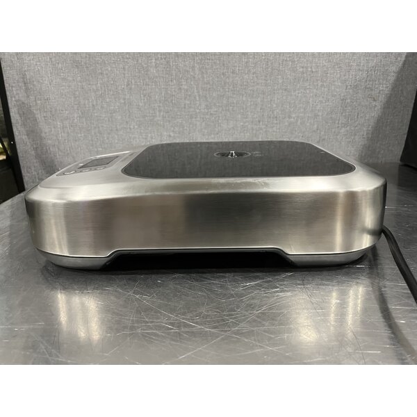 Scratch and Dent Breville Commercial CMC850 Control Freak Countertop Induction Range - 120V, 1800W