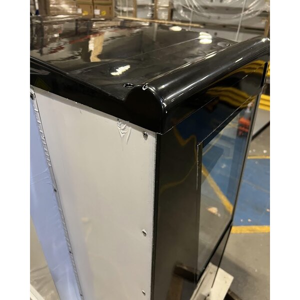 Scratch and Dent Avantco MAC-48HC 47" Black Vertical Air Curtain Merchandiser - 115V