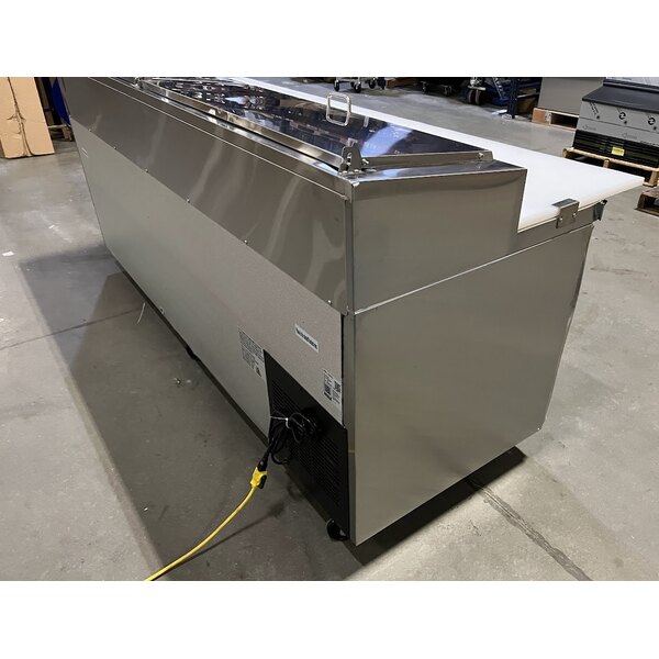 Scratch and Dent Avantco SSPPT-3 94" 3 Door Refrigerated Pizza Prep Table