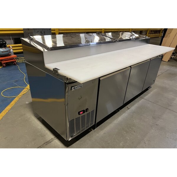 Scratch and Dent Avantco SSPPT-3 94" 3 Door Refrigerated Pizza Prep Table