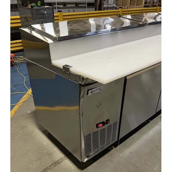 Scratch and Dent Avantco SSPPT-3 94" 3 Door Refrigerated Pizza Prep Table