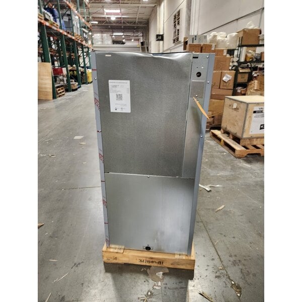 Scratch and Dent Hoshizaki DB-130H Hotel Ice Dispenser - 130 lb. 115V