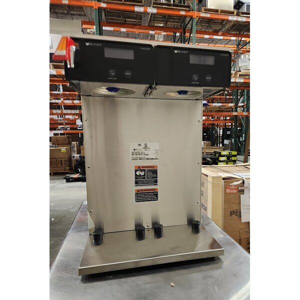 Scratch and Dent Bunn 38700.0013 Axiom APS Twin Airpot Coffee Brewer - 120/240V