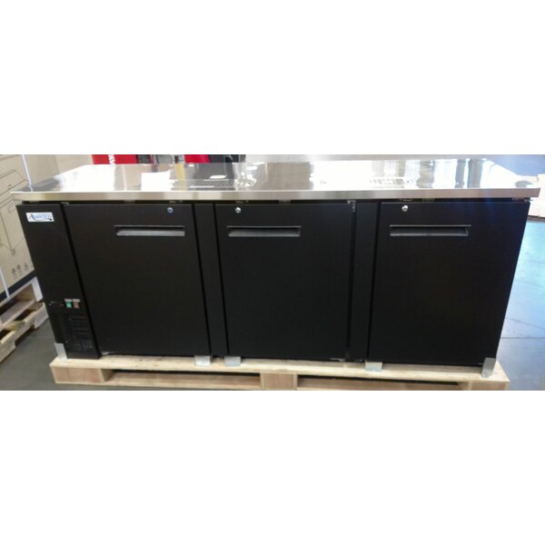 Scratch and Dent Avantco UDD-4-HC Black Kegerator / Beer Dispenser with (2) 2 Tap Towers - (3) 1/2 Keg Capacity