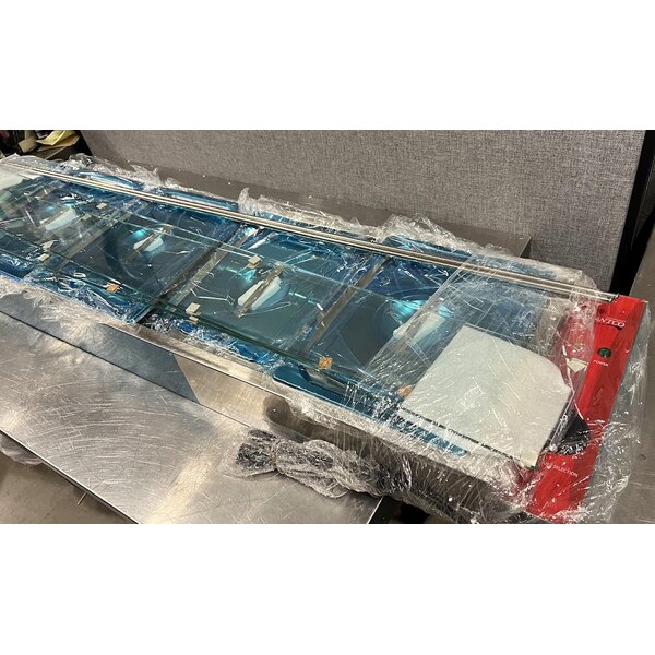 Scratch and Dent Avantco BMFW5 57" Electric Bain Marie Buffet Countertop Food Warmer with 5 Half Size Wells - 1750W, 120V